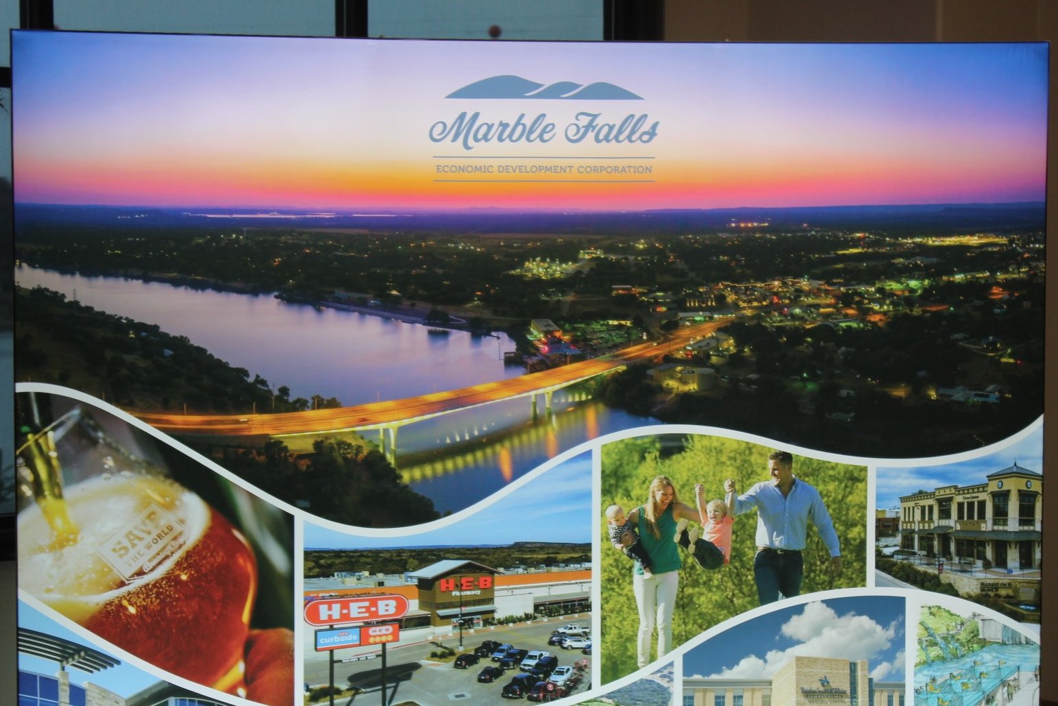 photo 6 - marble falls potscard Caption below